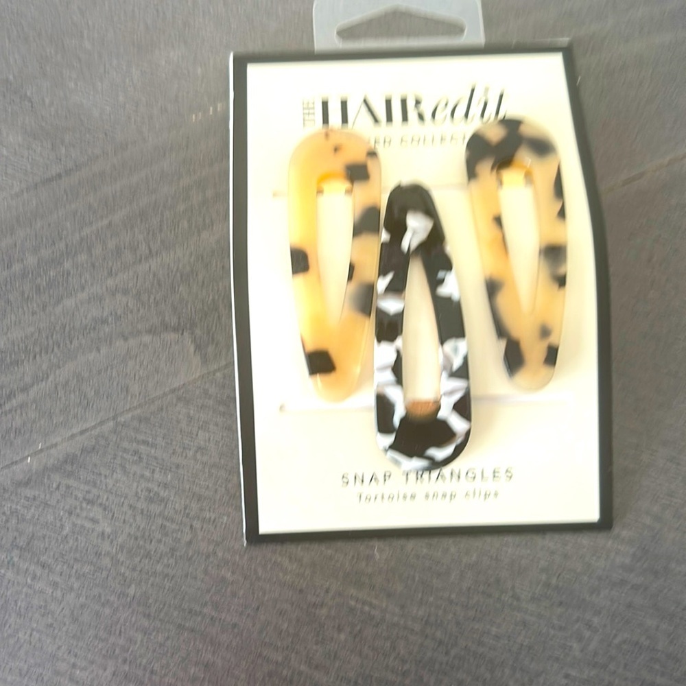 Hair Edit snap triangles tortoise snap clips